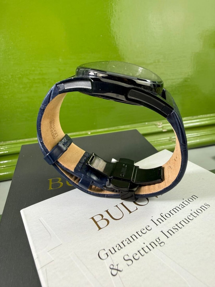 Bulova Gents CURV Midnight Black/Blue Chronograph Edition 2025 Edition - 4