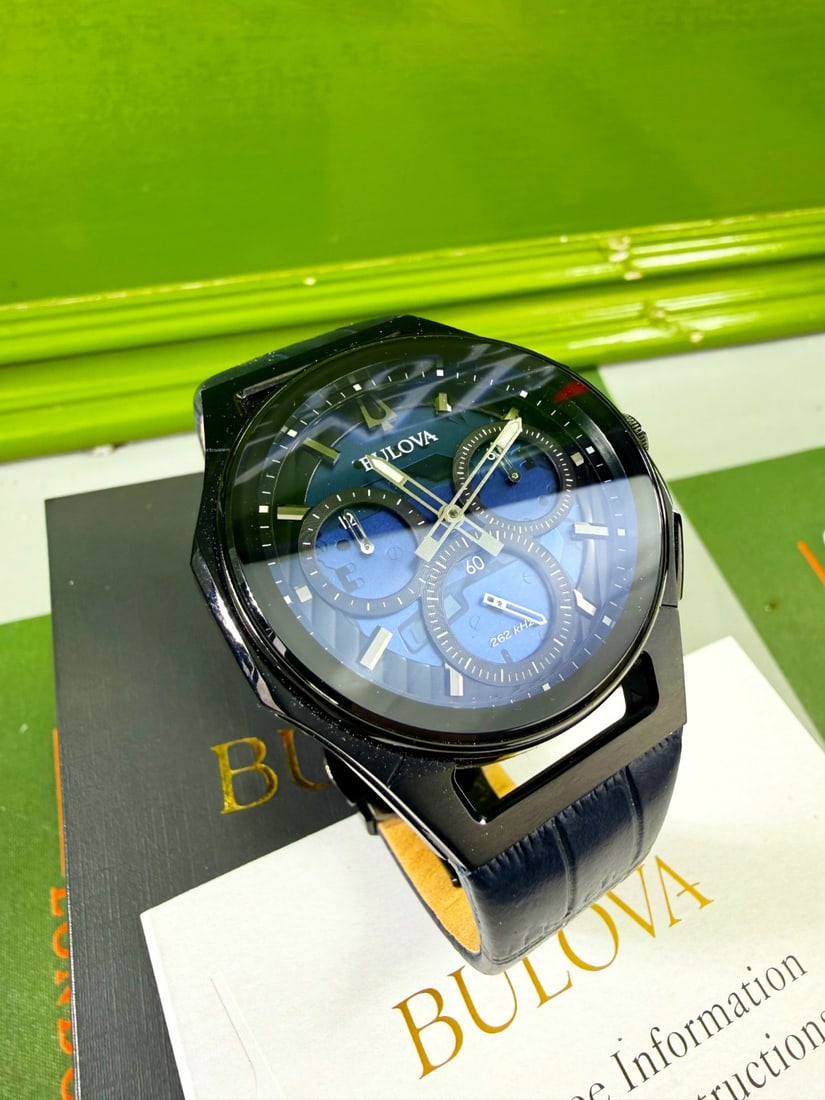 Bulova Gents CURV Midnight Black/Blue Chronograph Edition 2025 Edition - 5