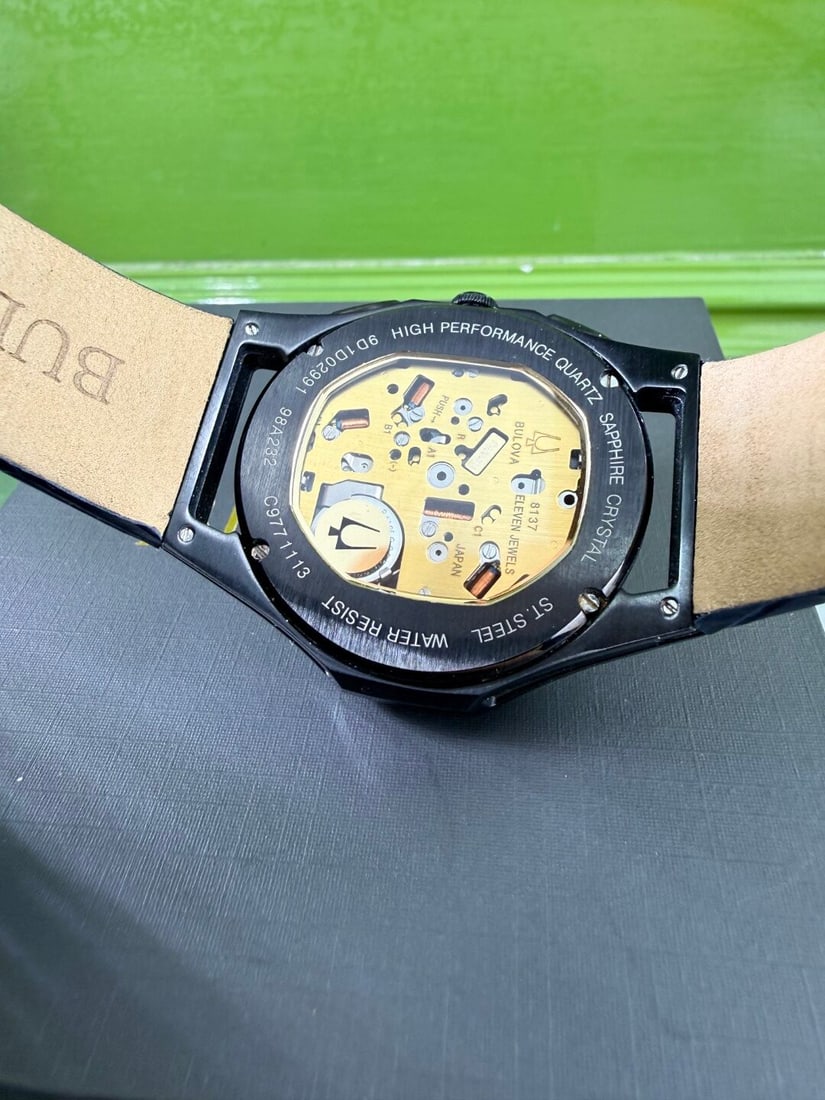 Bulova Gents CURV Midnight Black/Blue Chronograph Edition 2025 Edition - 7