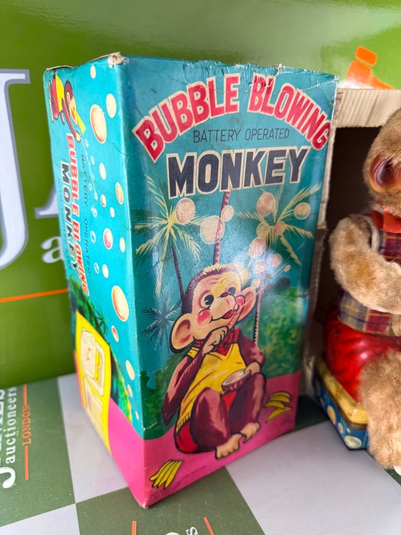 1950s/60s Battery Operated Bubble Blowing Monkey Made by Alps - 2