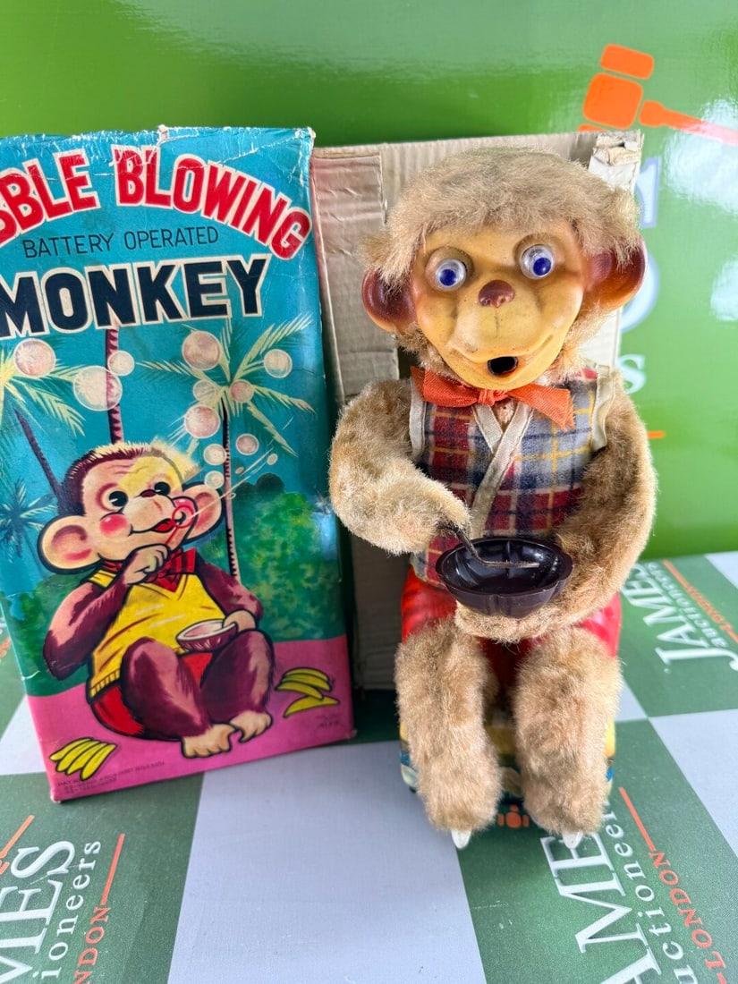 1950s/60s Battery Operated Bubble Blowing Monkey Made by Alps - 3