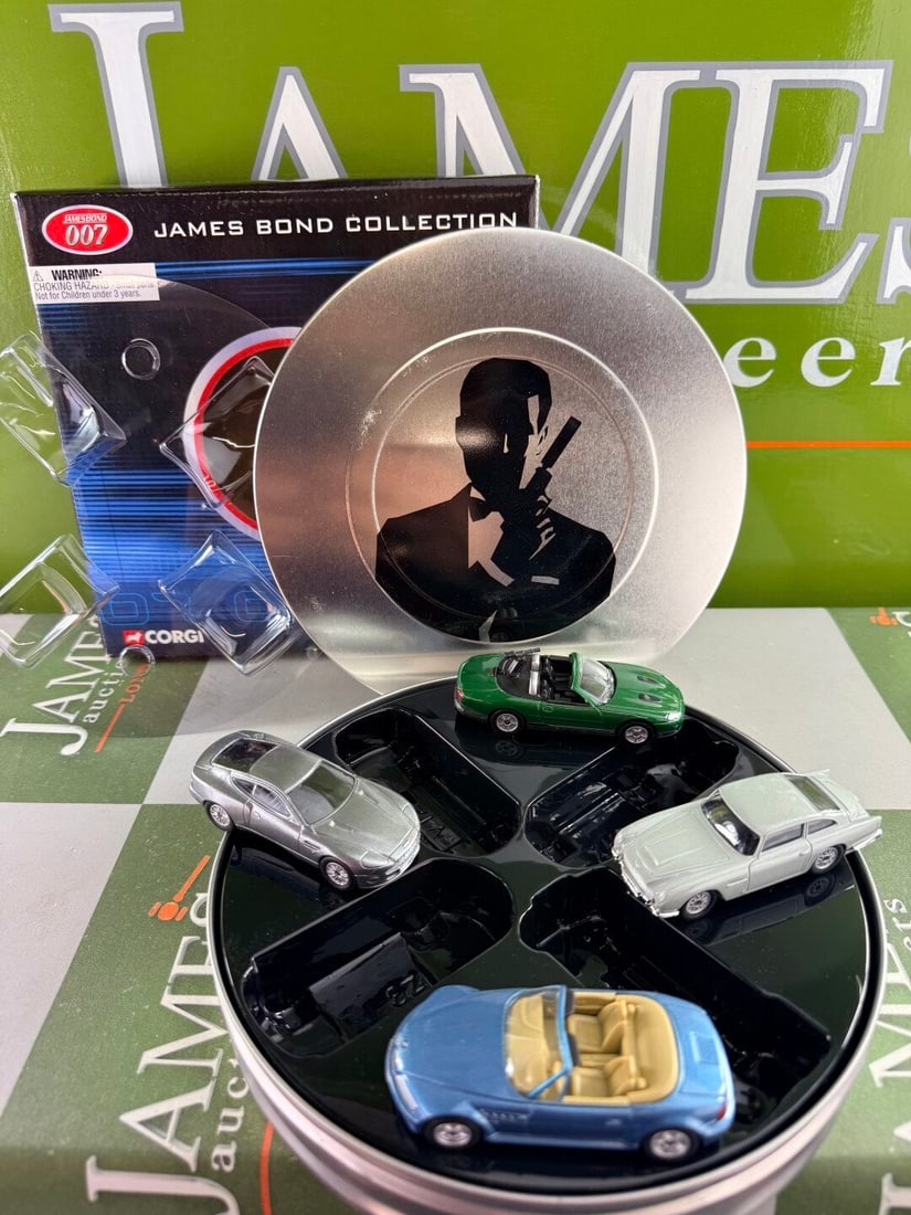 James Bond 007 Film Canister 4 Car Die Cast Set (1 of 7)