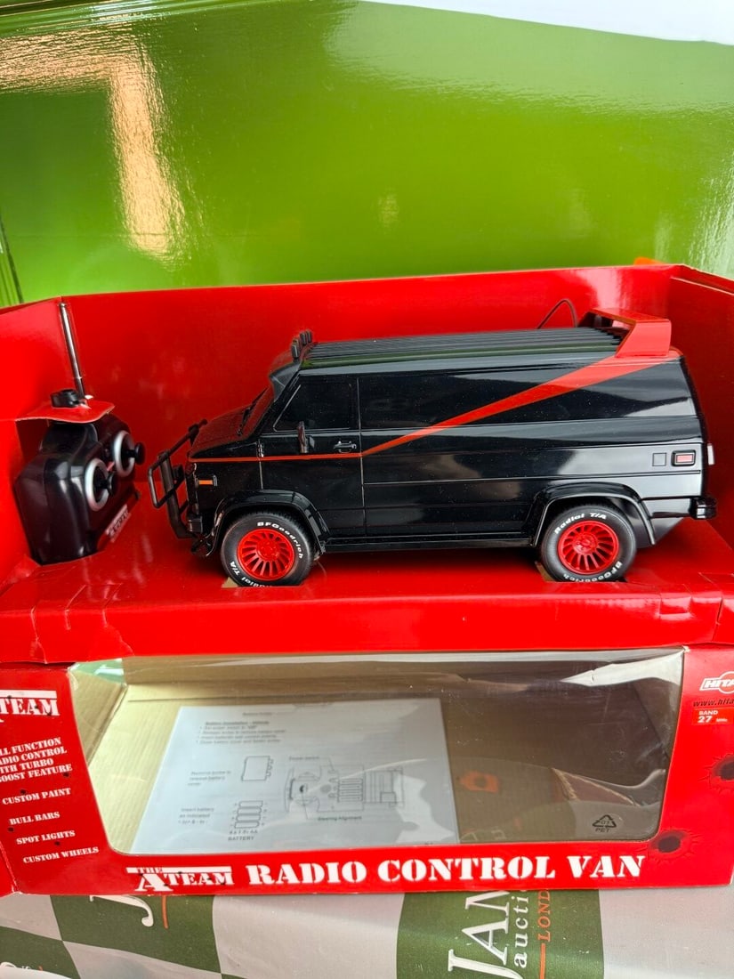 Hitari-Vintage Mint A Team Radio Control Van-Rare Example - 4