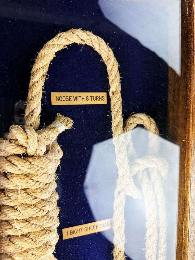 Maritime Antique Capetown Bosun`s Noose Montage - 4