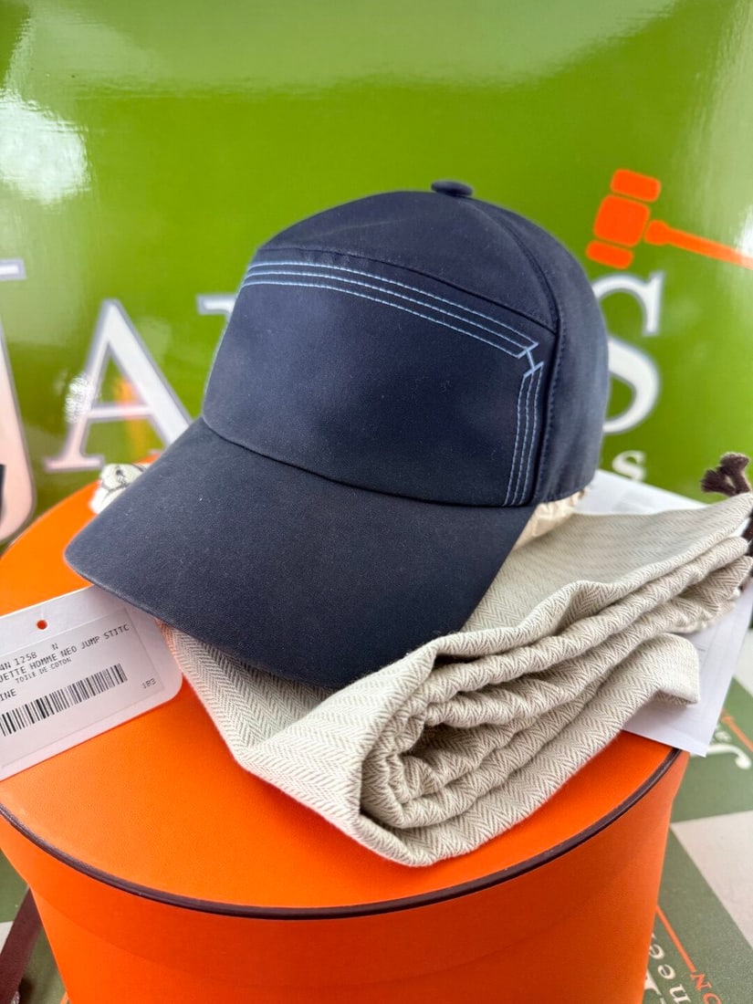 Hermes Paris Navy Neo Jump Stitch Edition Marine Cap: Hermes Paris Navy Neo Jump Stitch Cap Marine Size 58, as pictured benefits from full original packaging including dust bag, box and duplicate receipt of purchase of over £400