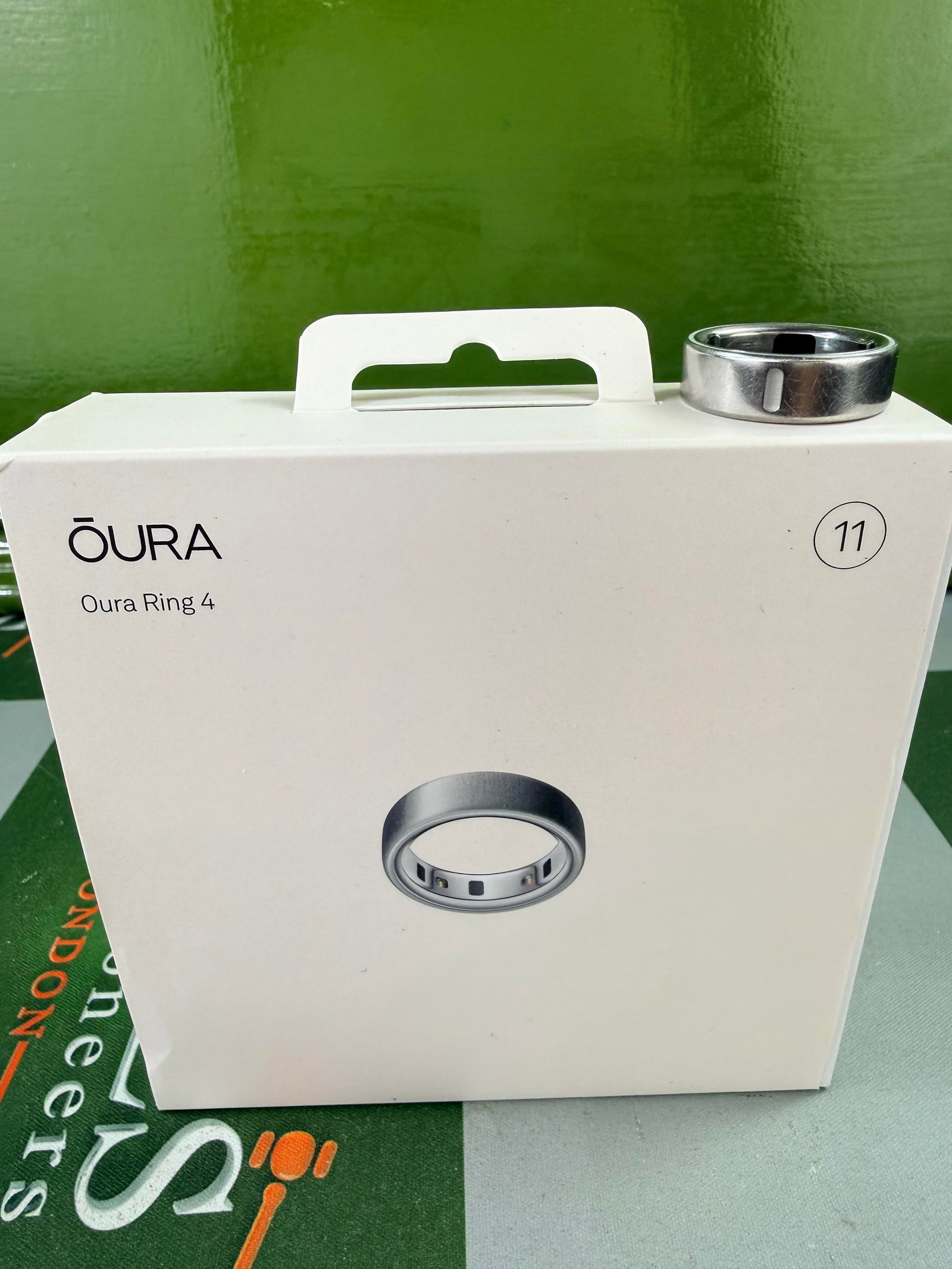 Oura Ring 4 Size 11 Tested As Fully Working.: Oura Ring 4 Size 11 Tested As Fully Working. comes with original packaging, battery not tested, charged and connected to App worked fine on test.