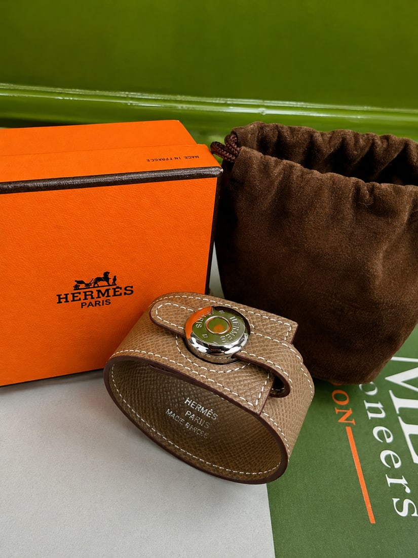Hermes Paris Leather Dalvy Bracelet/Bangle (1 of 7)