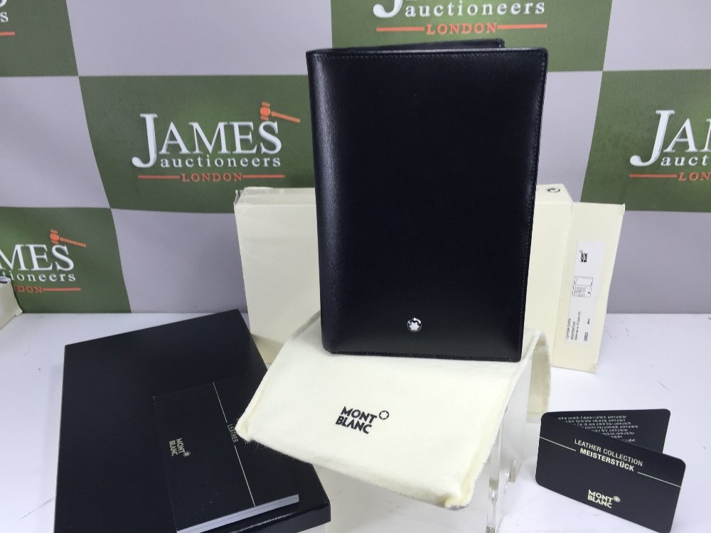 Gentleman`s Mont Blanc Wallet With Original Dust Jacket (1 of 4)