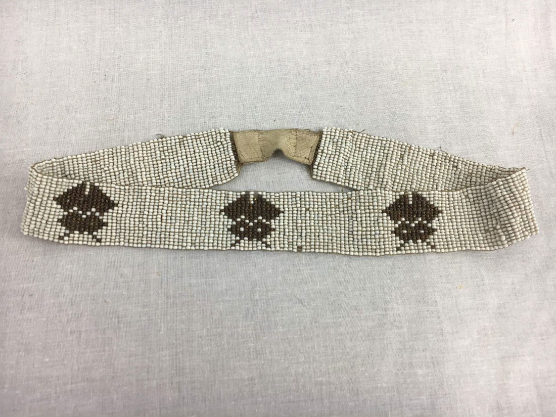 Native American beaded belt Ca. 1900 figural: Great antique Native American beaded belt with figures. See pictures for details.