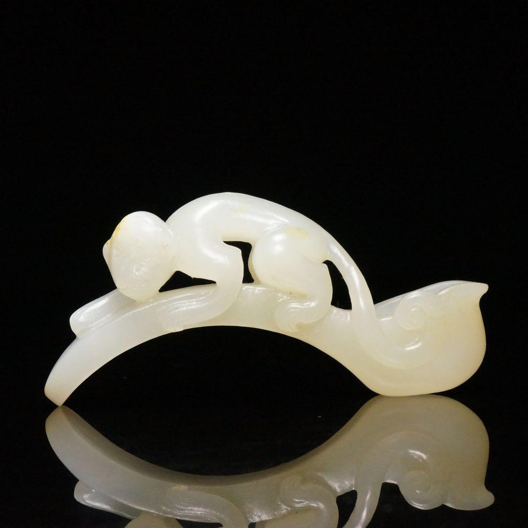 Chinese Qing Dynasty Hetian Jade Monkey (1 of 9)