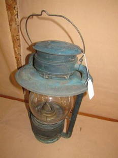 C. T. Ham Mfg. Co. Kerosene lantern: C. T. Ham Mfg. Co. Kerosene lantern Approximately 20 in tall