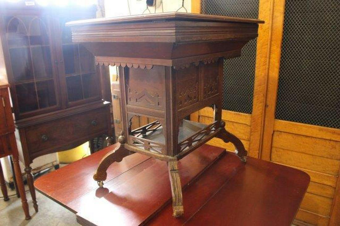Unusual Victorian Eastlake table (1 of 5)
