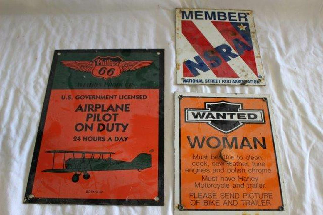 3 porcelain / metal advertising signs (1 of 5)