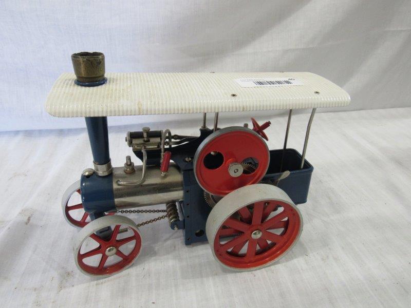 Steam-powered model Wilesco Traktor (1 of 4)