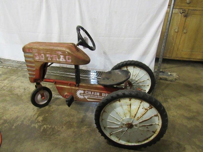Chain drive pedal tractor (1 of 4)