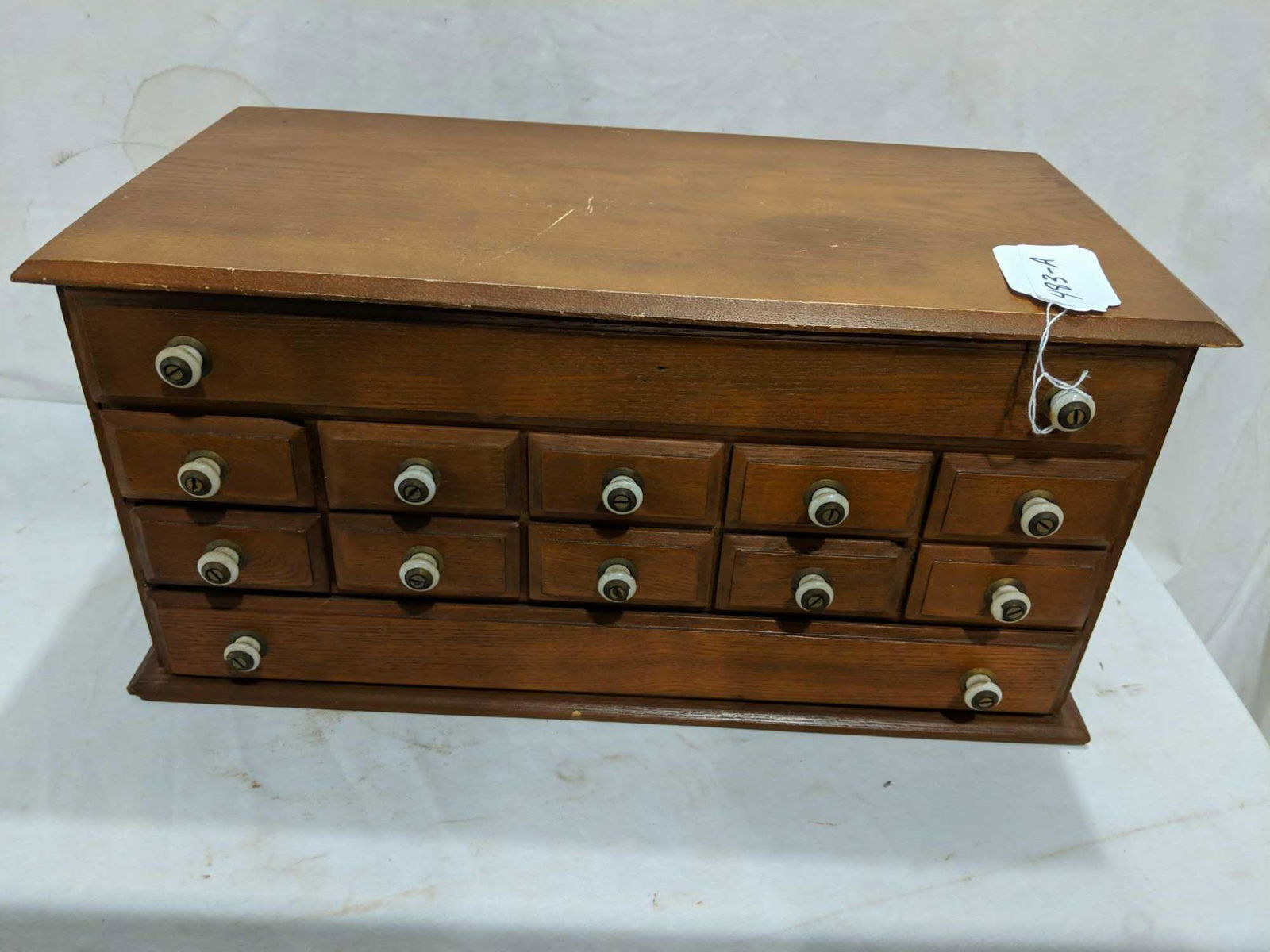 12 drawer apothecary cabinet (1 of 7)