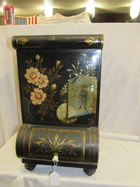 Large country store biscuit tin (1 of 8)