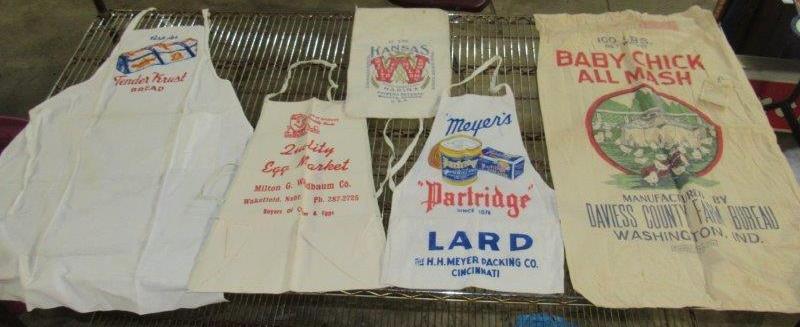 NOS Country Store aprons and bags (1 of 6)
