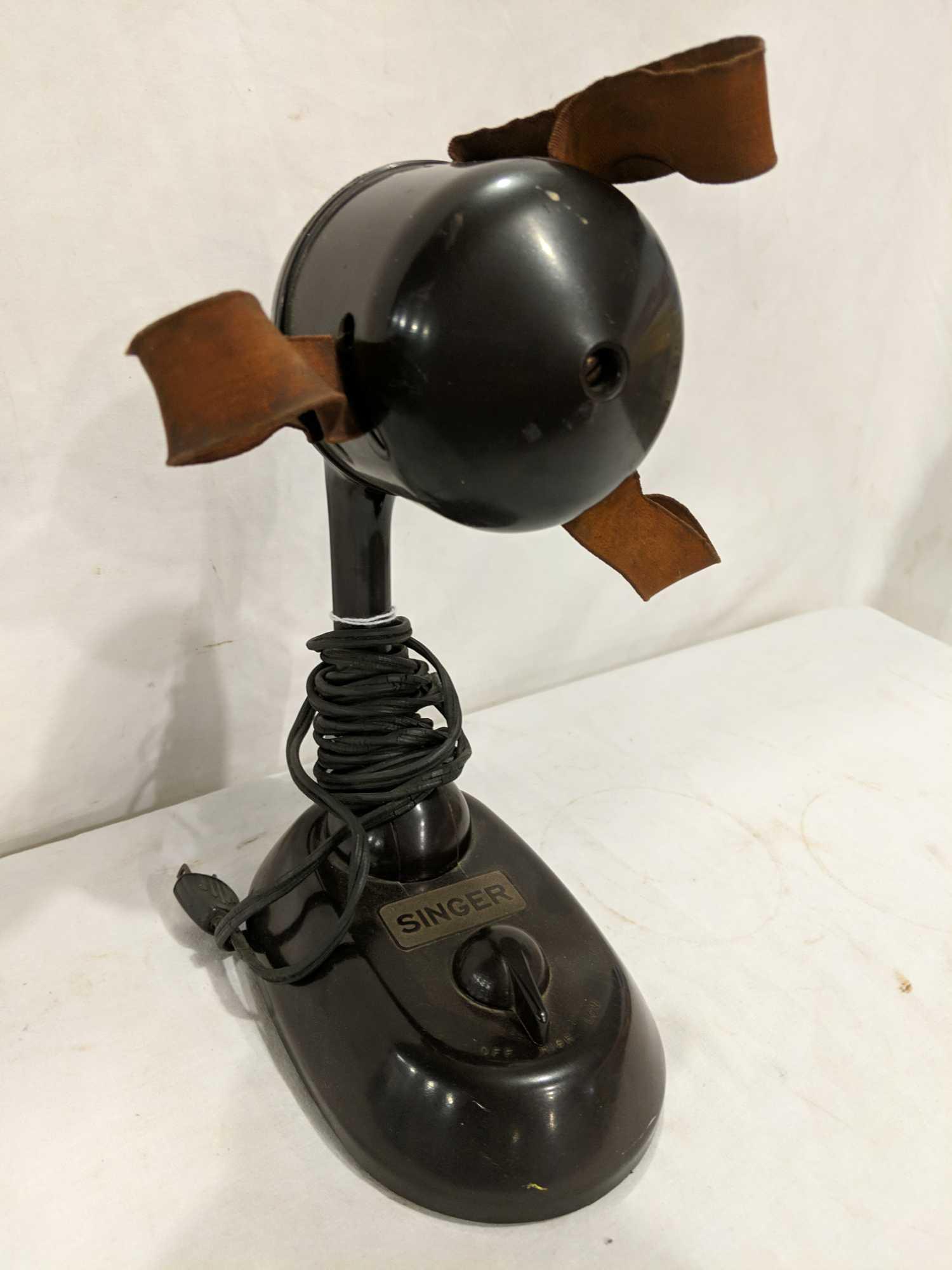 Singer Ribbonaire fan (1 of 5)