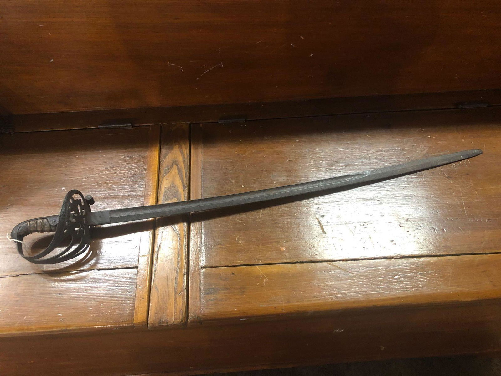 Civil War Era Cavalry Officer's Sword (Import W. (1 of 6)