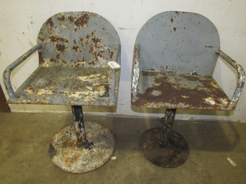 A pair of ships deck chairs (1 of 3)