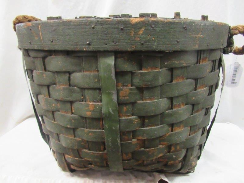 For Auction Early wood bushel basket (327) on Feb 01, 2020 Atlee Raber Auctions in OH