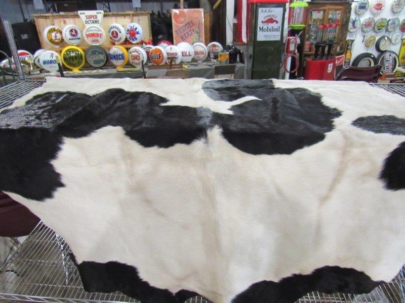 Holstein cow hyde (1 of 4)