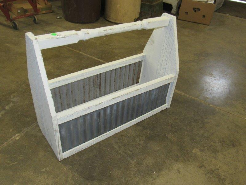 Large Primitive Planter with Galvanized Sides (1 of 1)