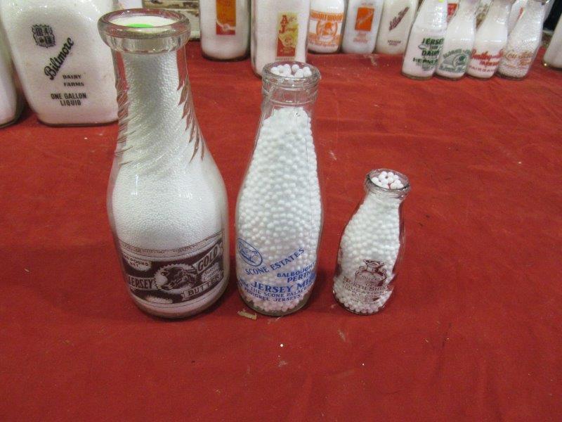 3 glass milk bottles (1 of 4)