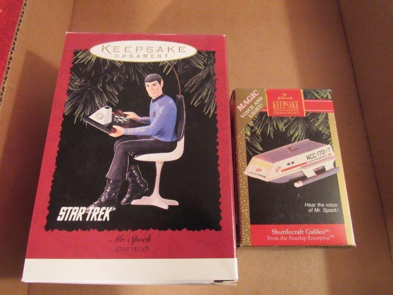 LOT OF 2 HALLMARK KEEPSAKE STAR TREK ORNAMENTS NIB (1 of 3)