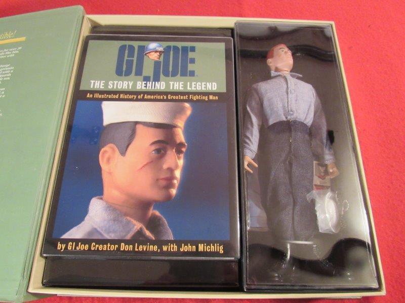 GI JOE Action Sailor Deluxe Book & Original (1 of 6)