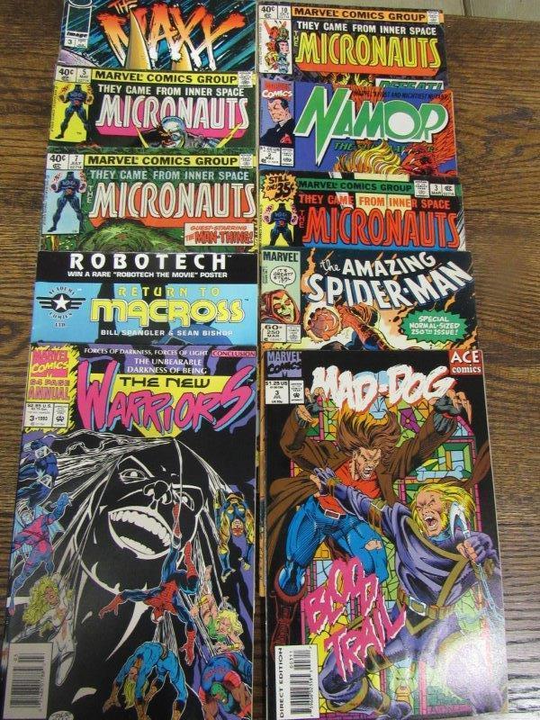 Lot of 10 various Marvel comic books (1 of 4)