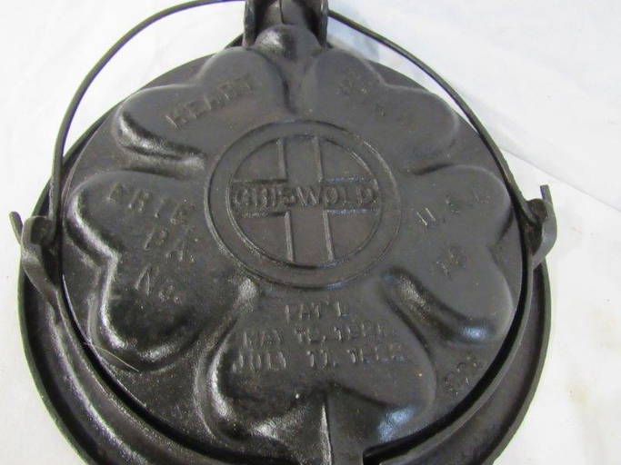 Rare Griswold Heart /star Waffle Iron