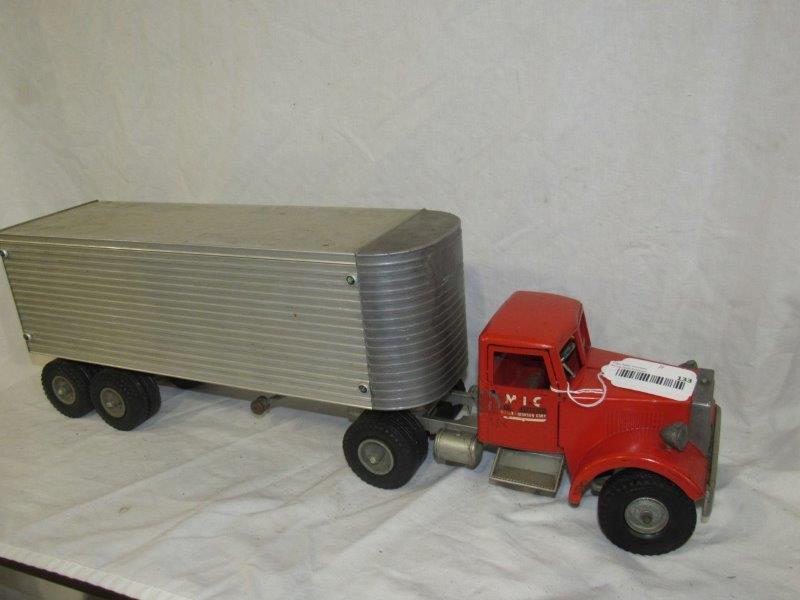 Smith Miller tractor trailer (1 of 8)