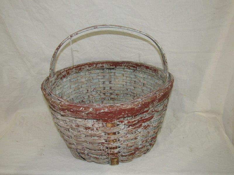 Primitive painted gathering basket (1 of 5)