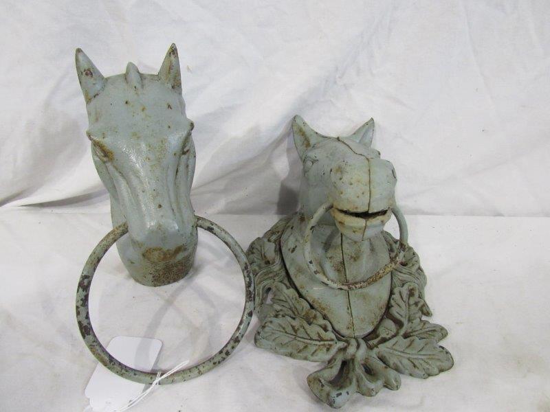 2 cast iron horse head horse ties (1 of 14)