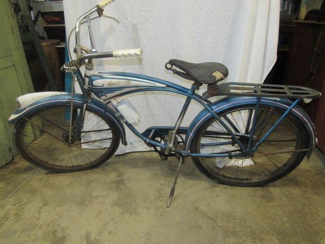 1930s 40s Roadmaster bicycle (1 of 9)