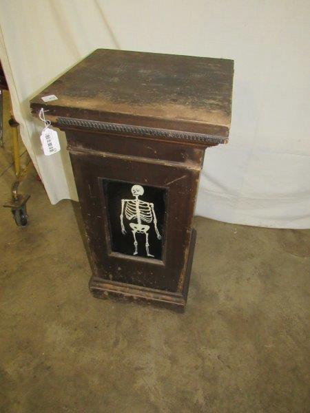 Lodge pedestal with reverse painted skeleton (1 of 5)