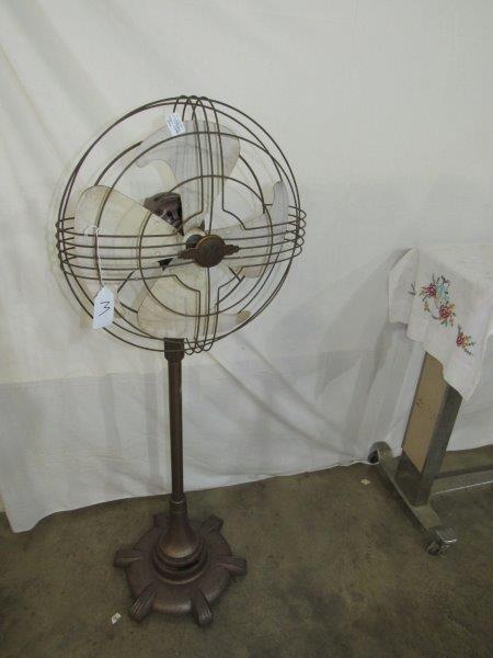 1930s 40s General Electric Deco floor model fan (1 of 6)