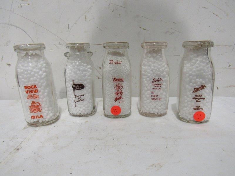 Lot of 5 pyro 1/2 pt milk bottles (1 of 3)