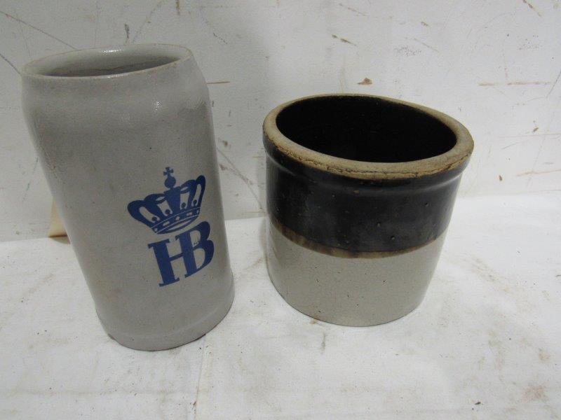 1/2 gallon crock & pottery beer stein (1 of 1)