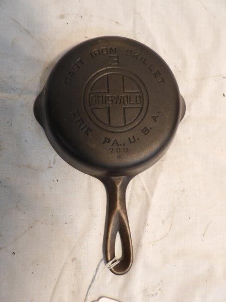Griswold No. 3 cast iron skillet: Large block logo. 6 1/2 in diameter.