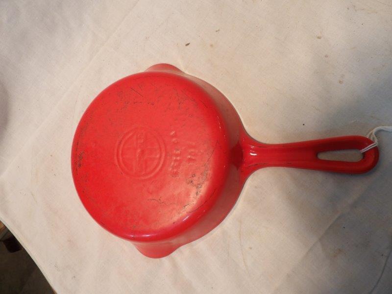 Griswold #4 Red Enamel cast iron skillet: .