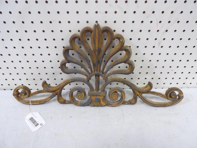 Ornate Decorative Cast Iron Wall Plate (1 of 2)