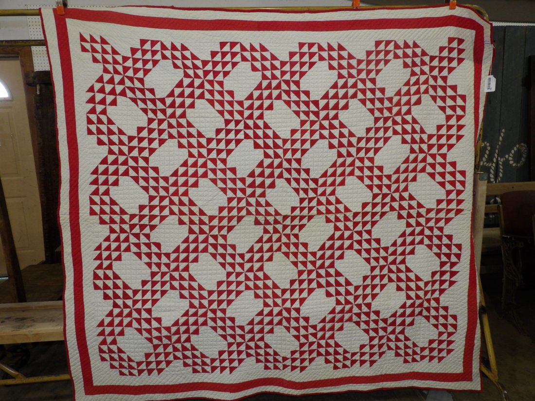 Vintage red and white quilt (1 of 4)