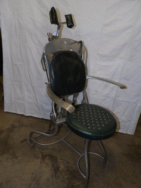 Antique adjustable dental chair (1 of 8)