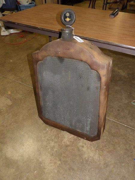 Early Packard radiator with Boyce Motometer topper (1 of 4)