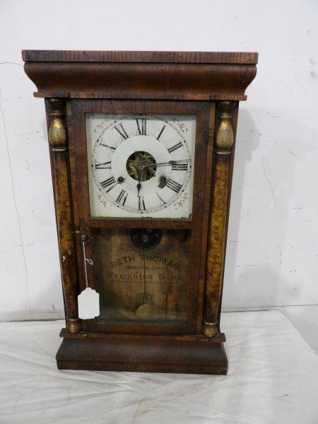 Seth Thomas wall clock (1 of 4)