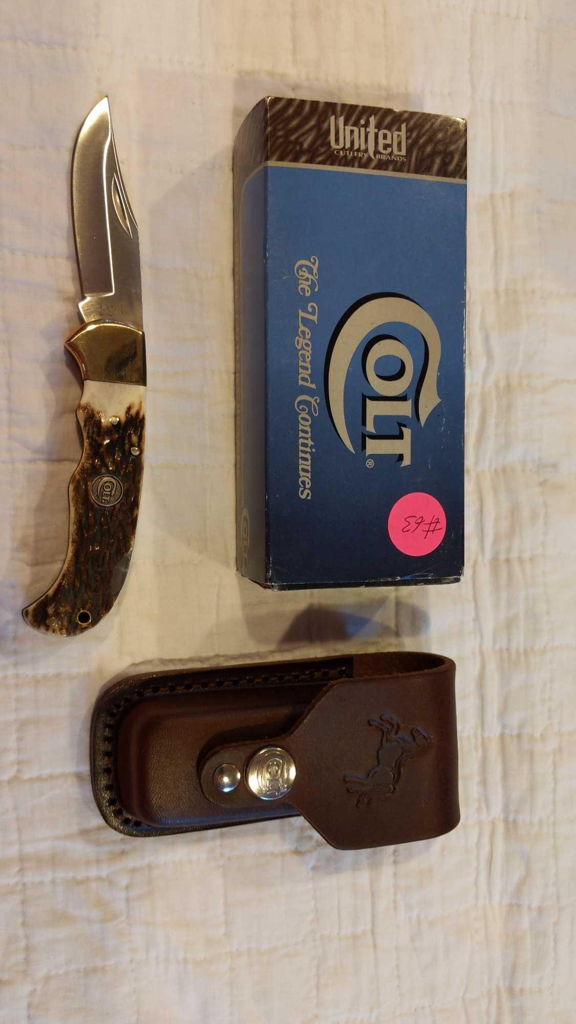 Colt LG CT0113 Lockback folding knife (1 of 7)