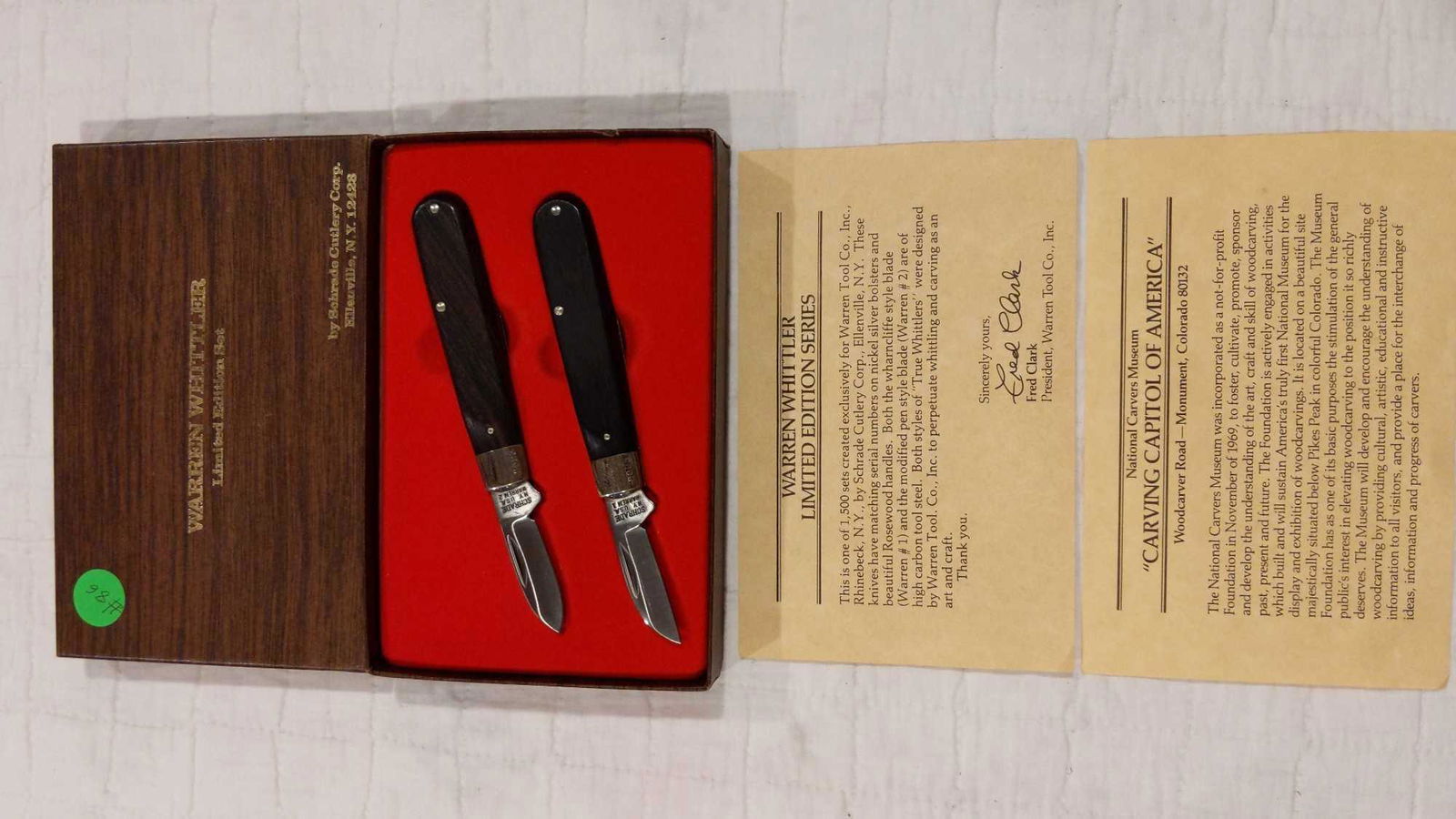 Schrade Warren Whittler limited edition 2 knife set (1 of 8)